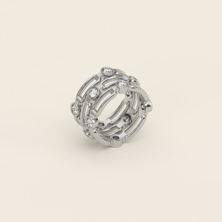 Shen — Ring — Triple Link Band — Bezel-Set Diamond — Platinum